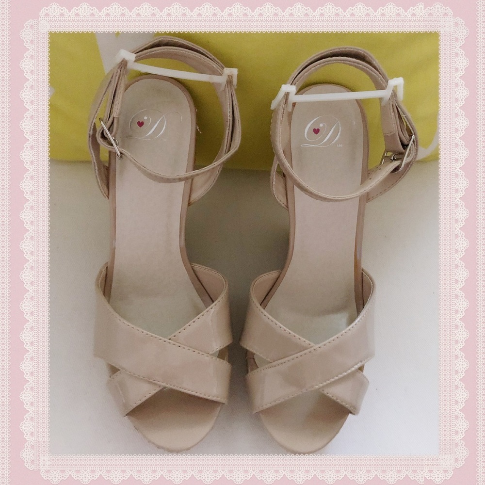 My Delicious Beige Wedge Sandals